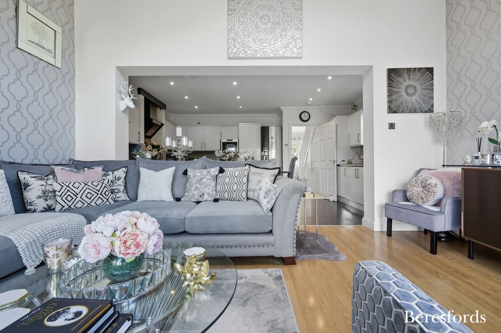 Property photo 3 of 29 Picture No. 73