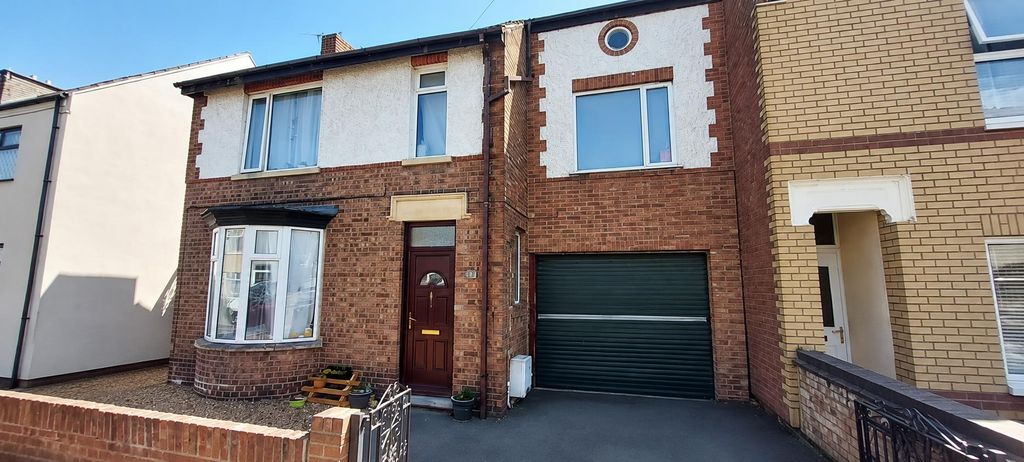Property photo 1 of 6 117 Palmerston Road Front.Png
