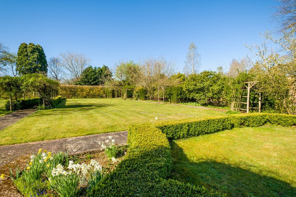 Property photo 3 of 36 The Priory-60