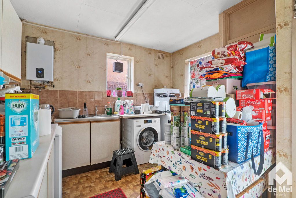 Property photo 3 of 13 Photo 12