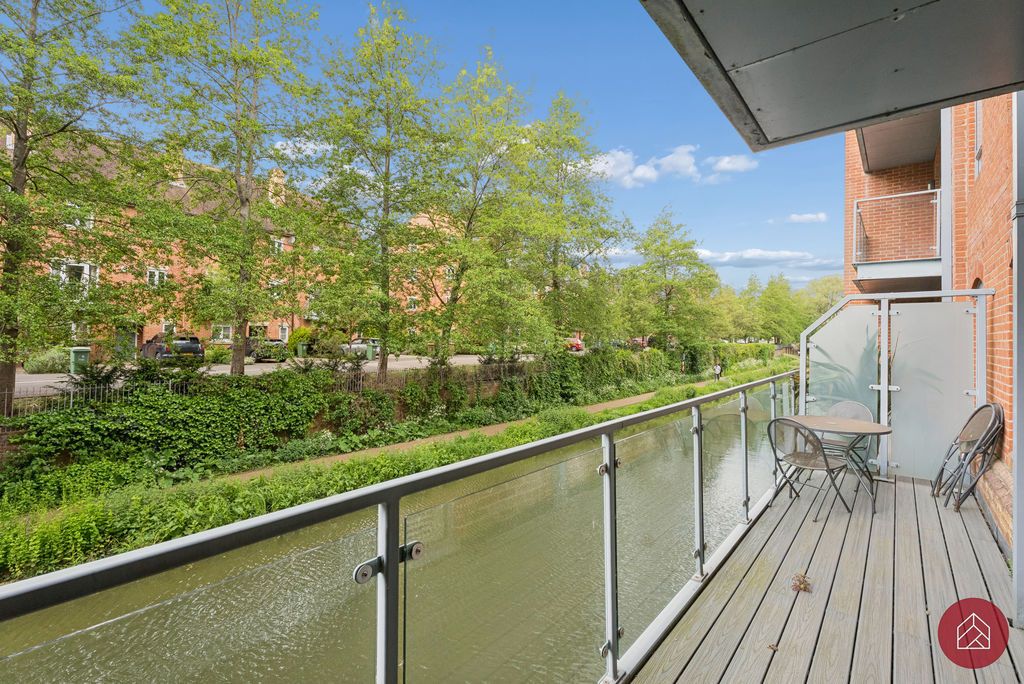 Additional image 4 of 2 bed flat for saleWalton Well Road, Oxford City OX2