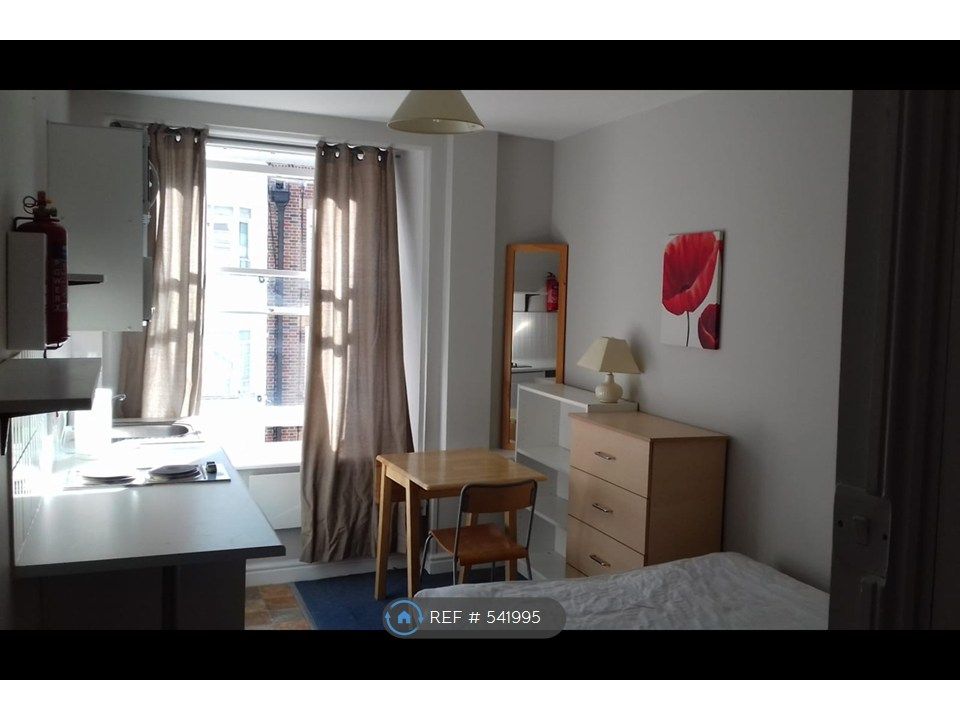 Property photo 1 of 2