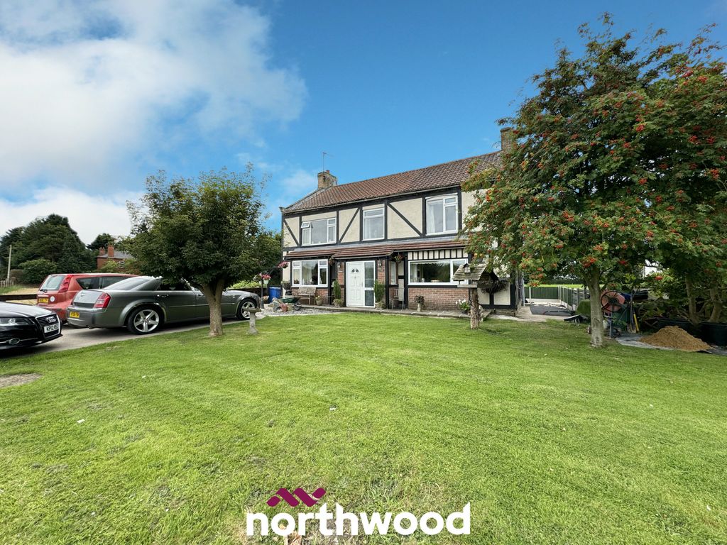 Property photo 1 of 33