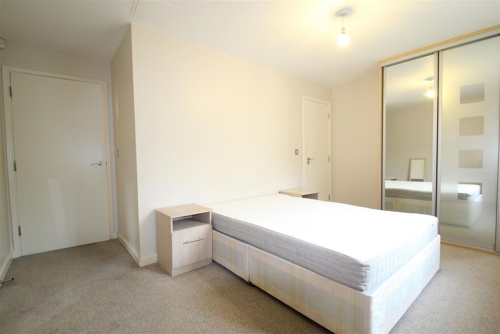 Property photo 2 of 12 Bedroom One