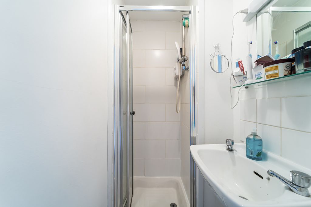 Property photo 3 of 3 Picture No. 10