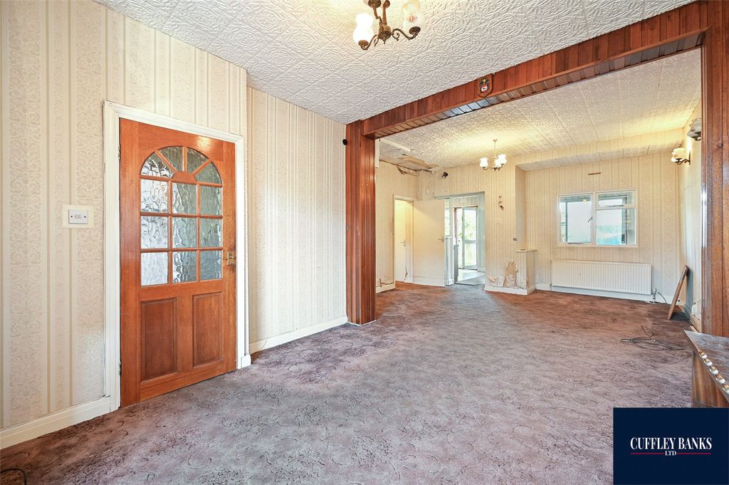 Property photo 2 of 12 Picture No. 02