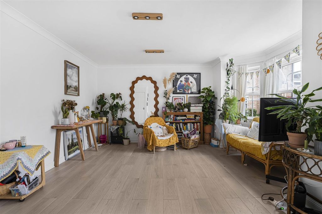 Property photo 2 of 18 2_42632.Jpg