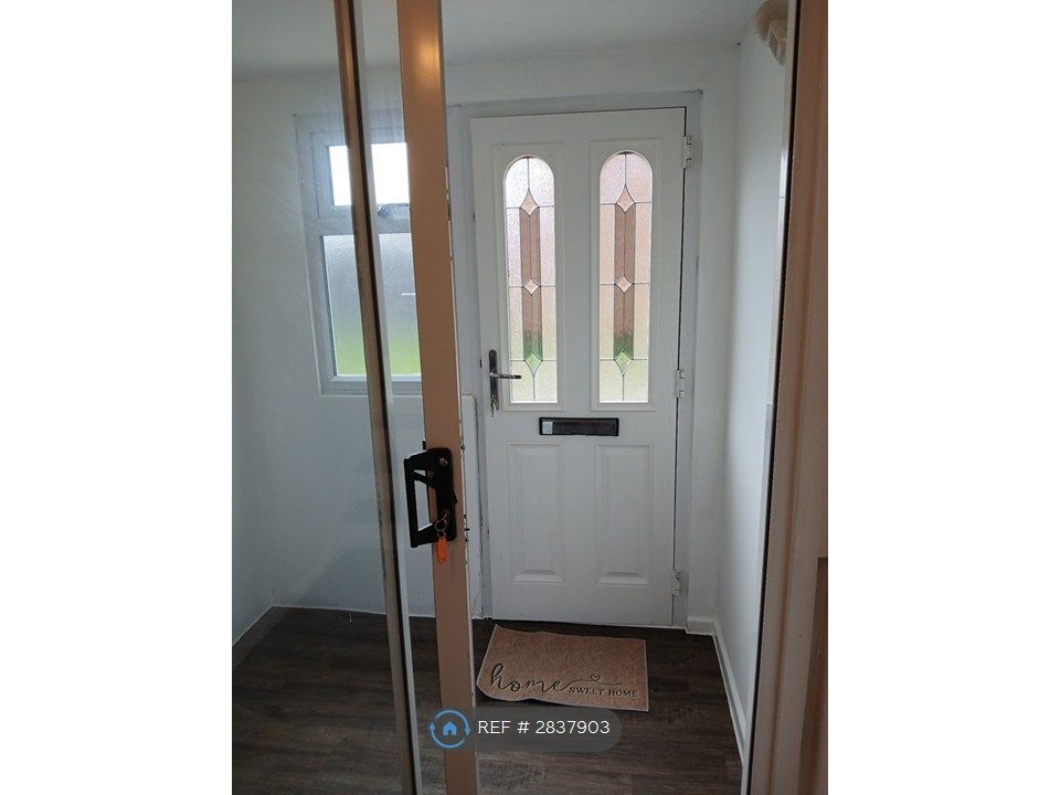 Property photo 3 of 27