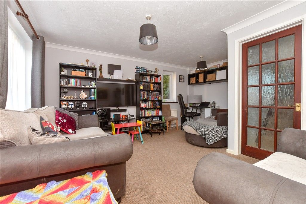 Property photo 1 of 12 Lounge/ Diner