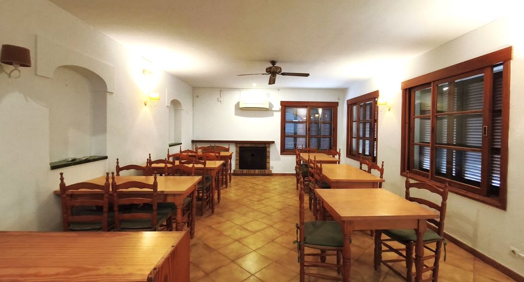 Property photo 2 of 11 02.Jpg