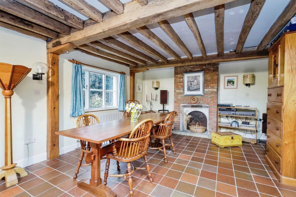 Property photo 3 of 19
