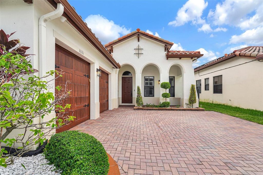 Property photo 2 of 38 <Alttext/>