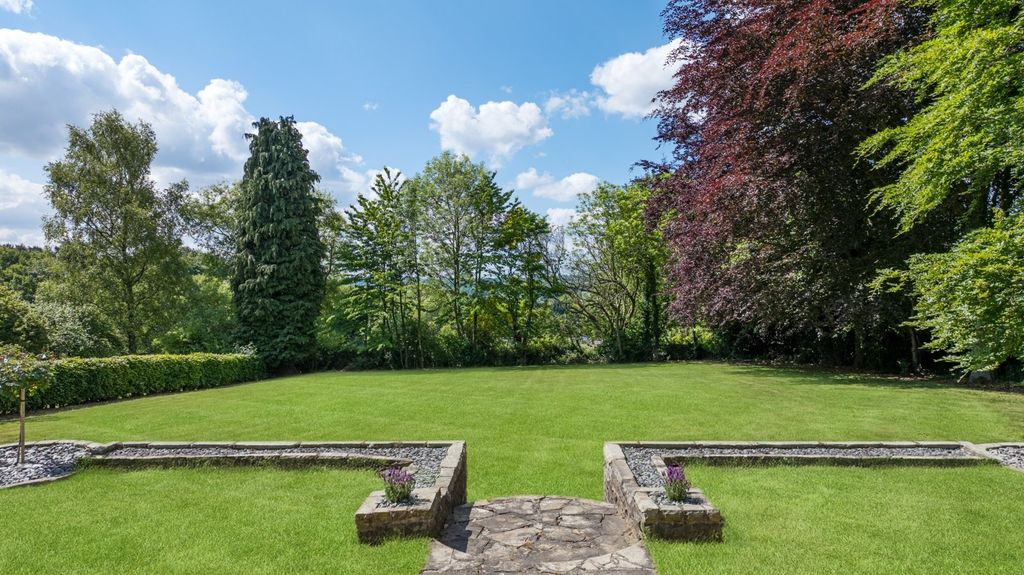 Property photo 3 of 38 Picture No. 84