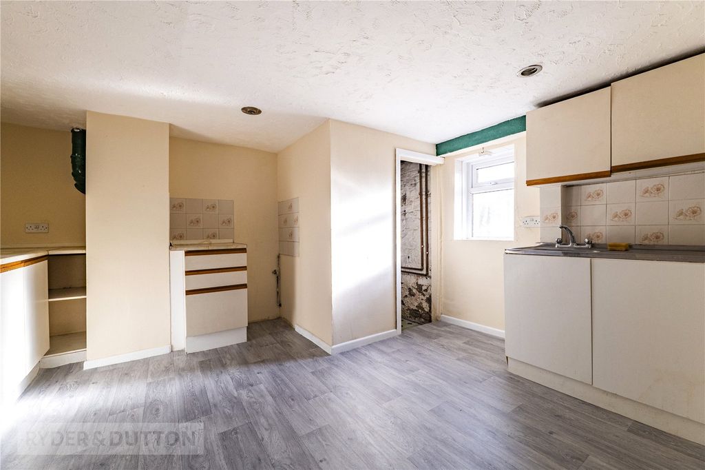 Property photo 2 of 14 Kitchen Diner