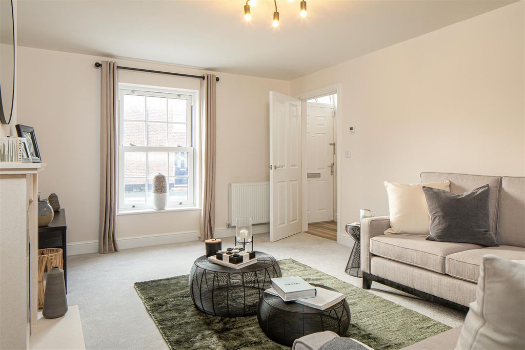 Property photo 3 of 16 8566_11.Jpg