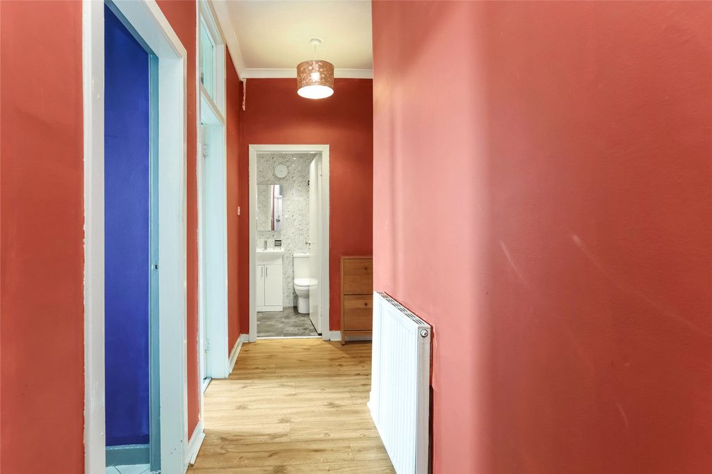 Property photo 3 of 22 Picture No. 03