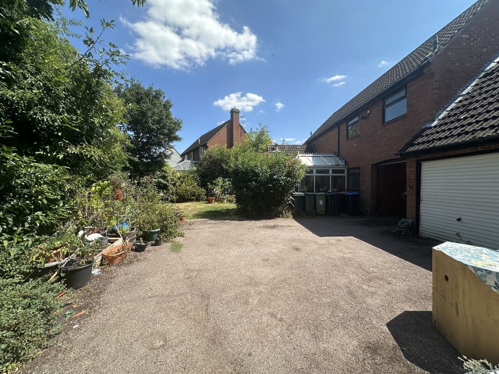 Property photo 3 of 6