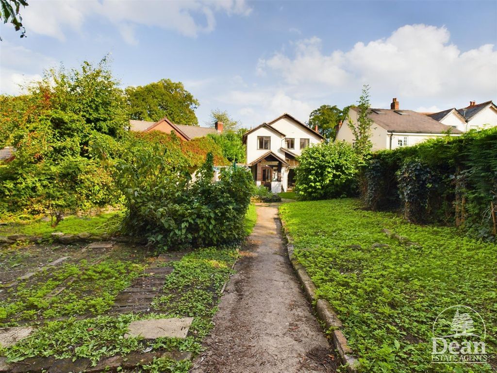 Property photo 1 of 21