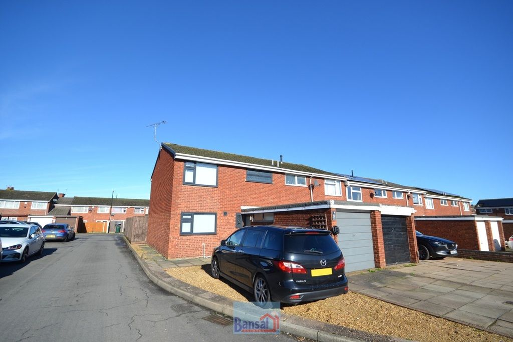 Property photo 1 of 21