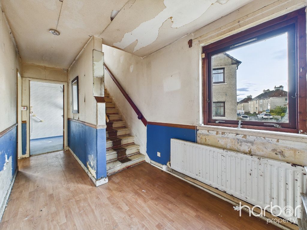 Property photo 2 of 16 4488025