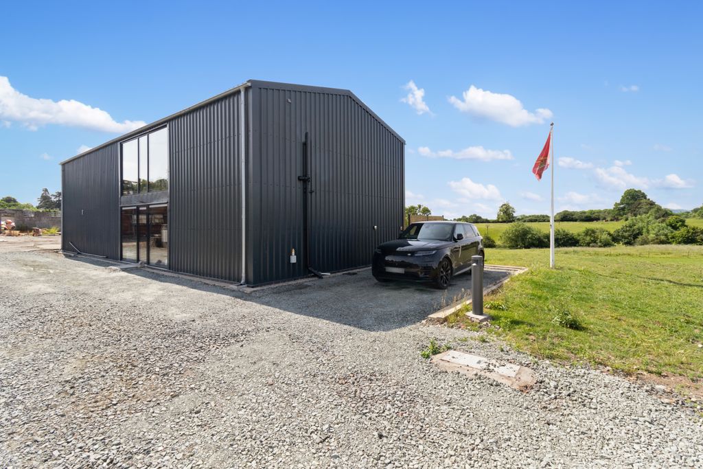 Property photo 1 of 12 Img_4049