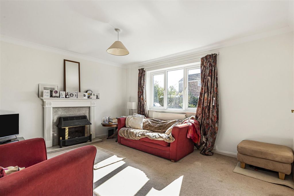 Property photo 2 of 20 16_76278.Jpg