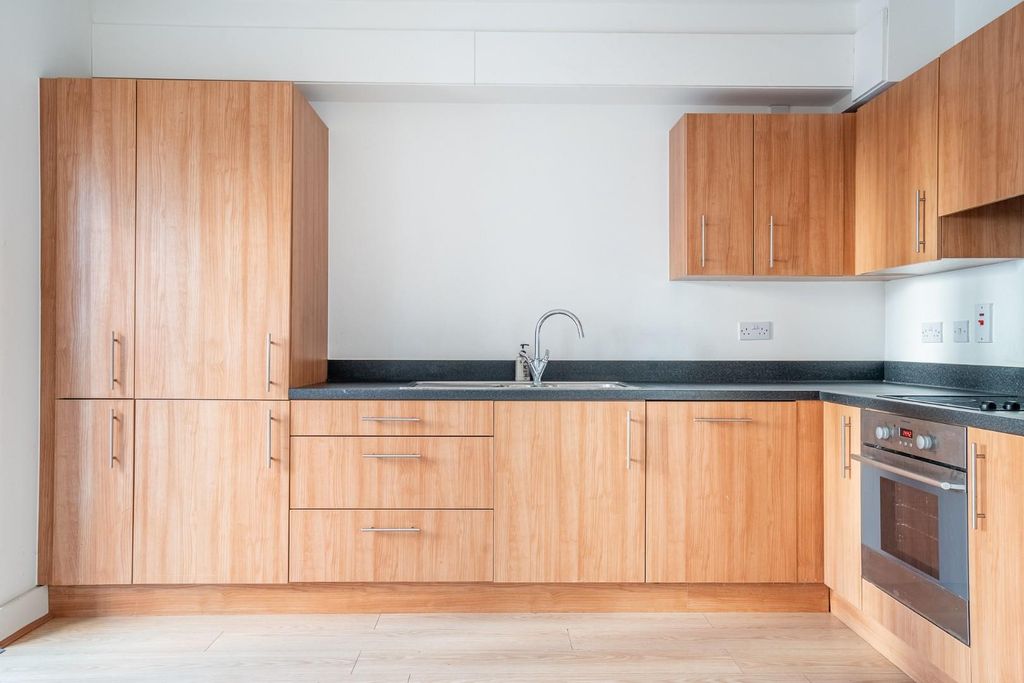 Property photo 2 of 26 Ps-21.Jpg