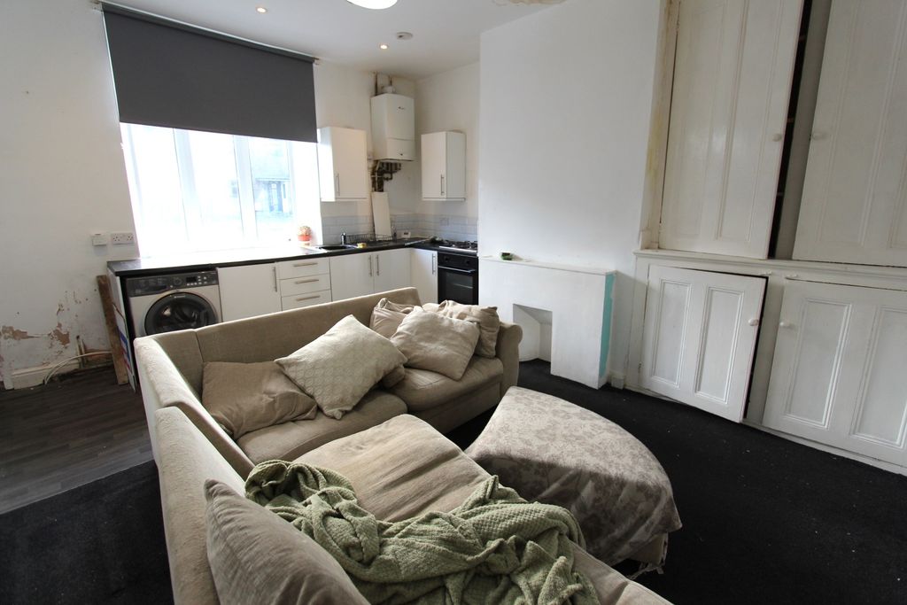 Property photo 3 of 10 Image 3