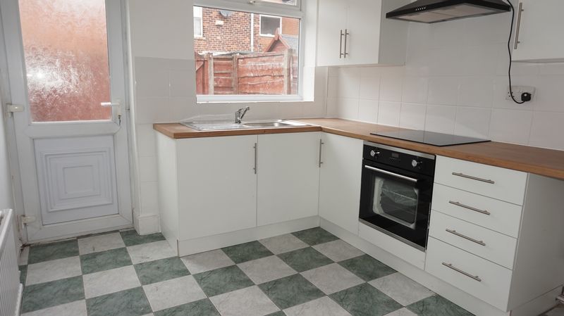Property photo 2 of 6 7 Crescent Avenue
