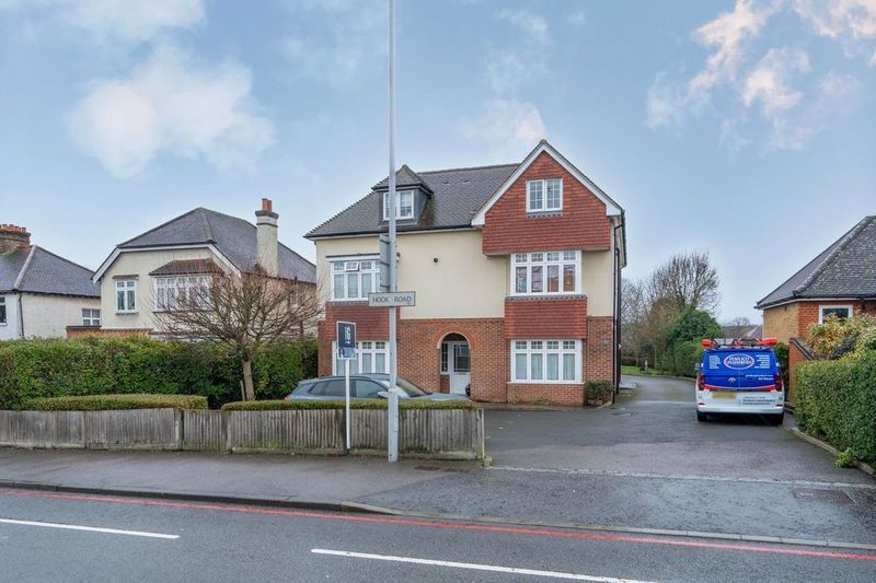 Property photo 1 of 10 Front