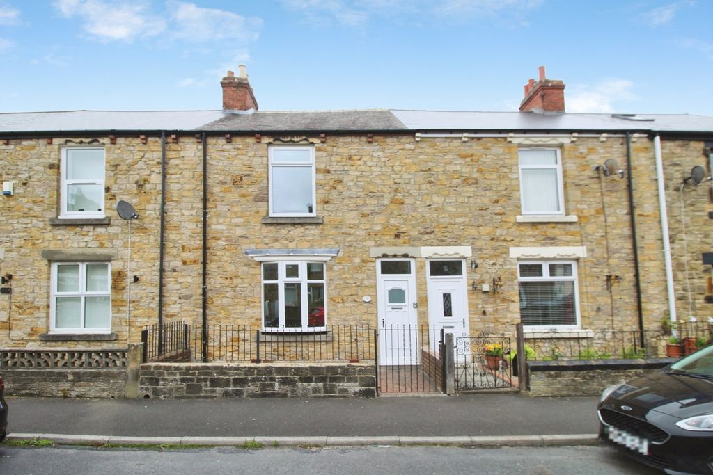 Property photo 1 of 12 External