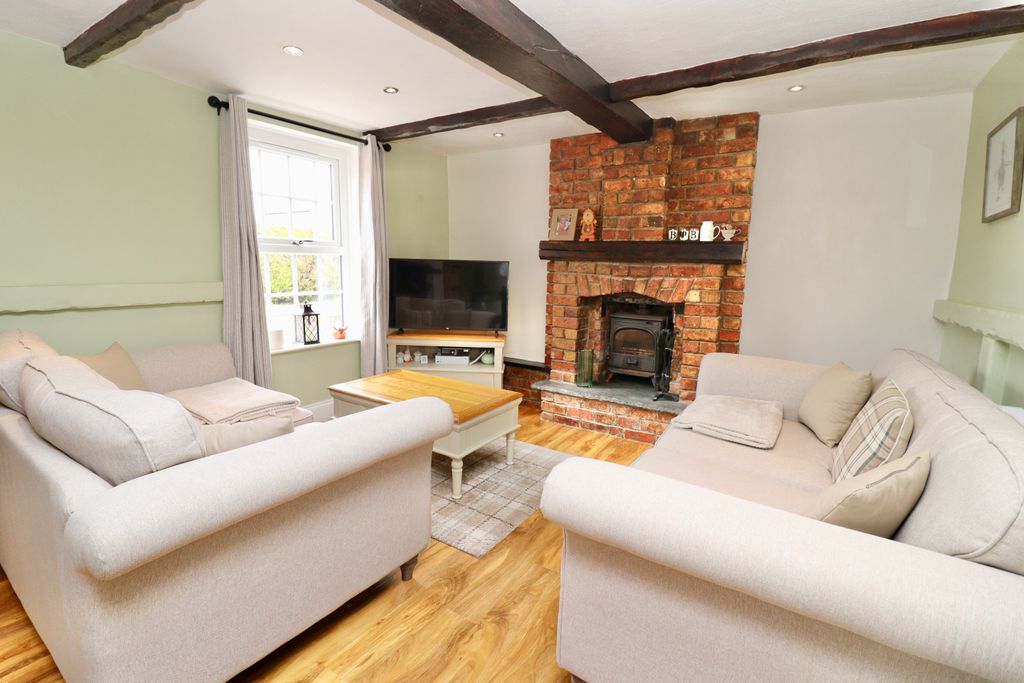 Property photo 3 of 14 Img_7639