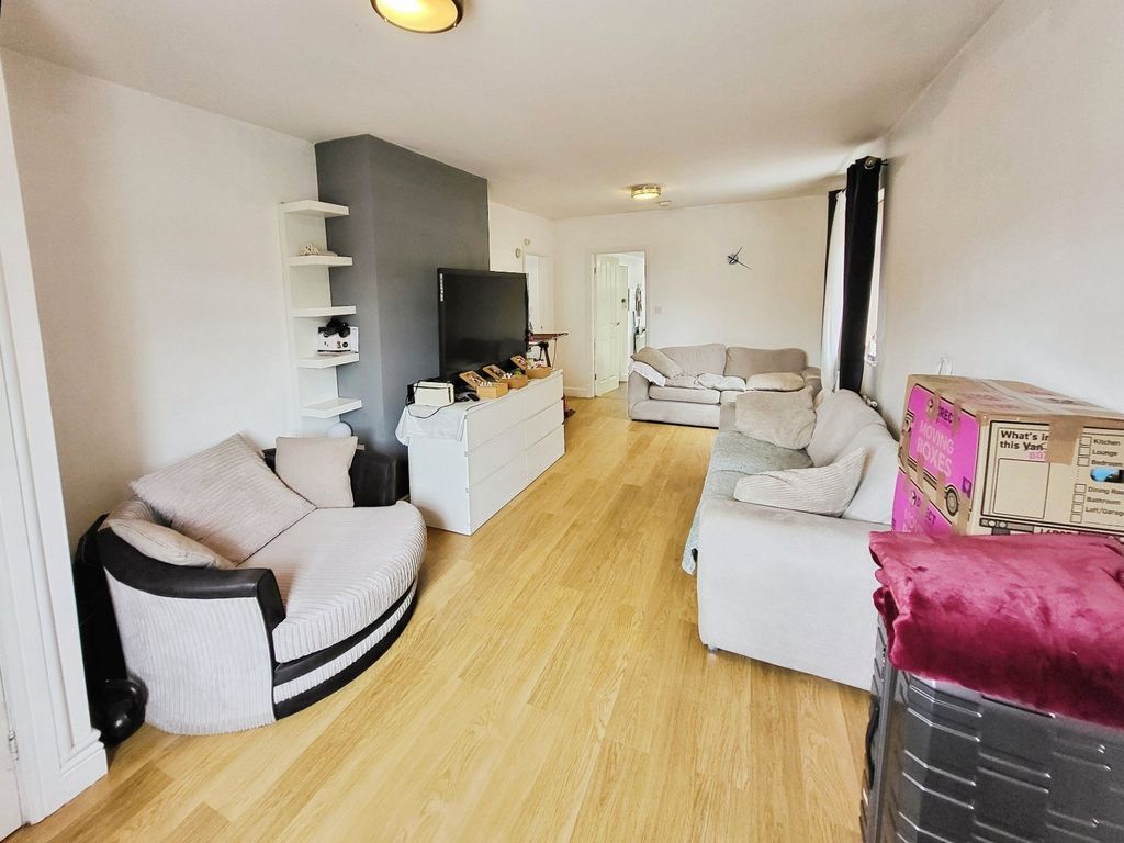 Property photo 1 of 11 Picture No. 05