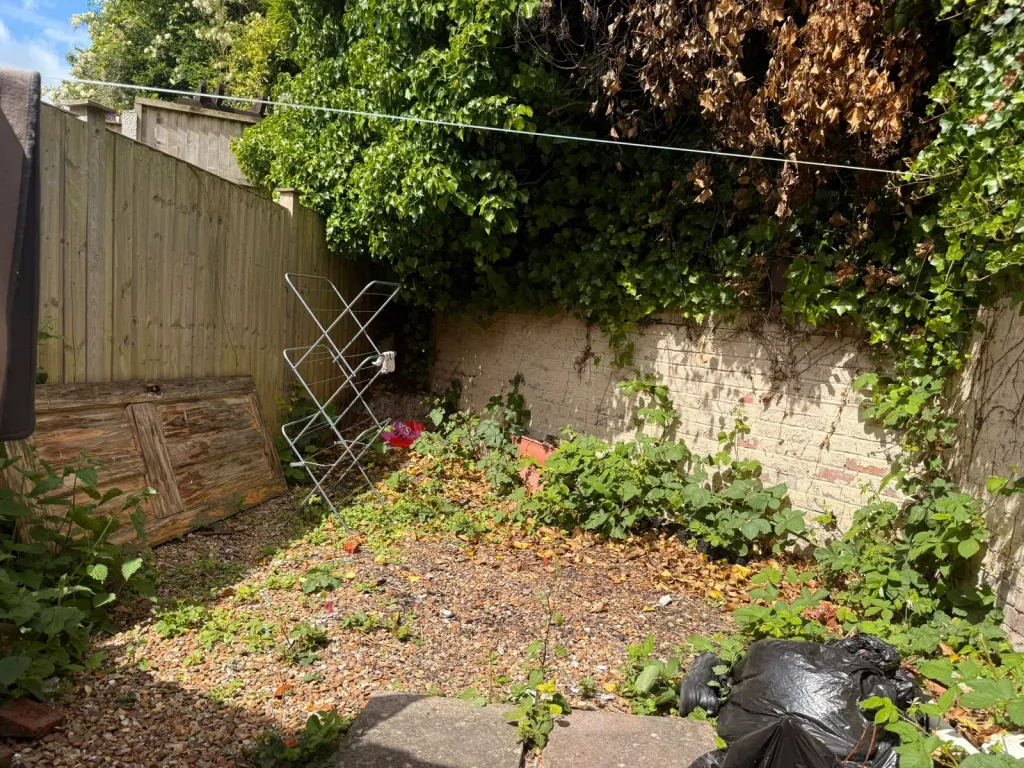 Property photo 3 of 11