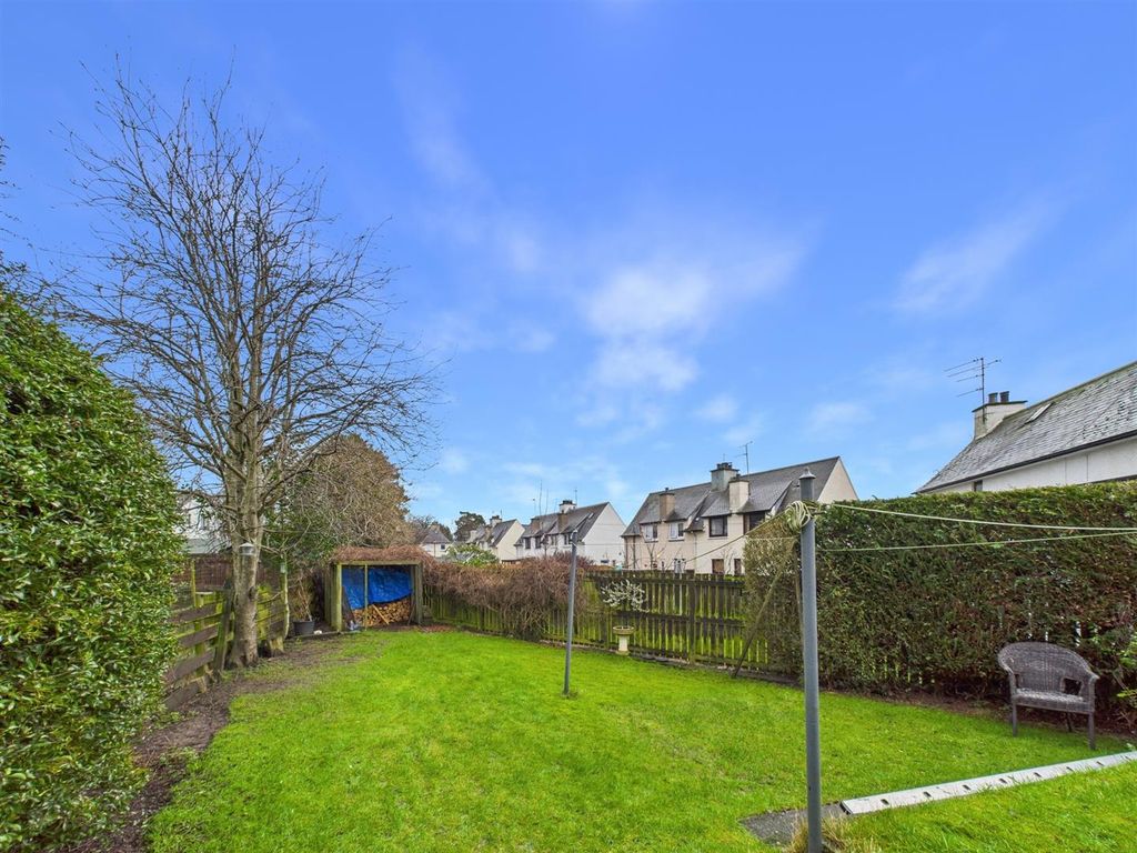 Property photo 2 of 16 Cam01486G0-Pr0967-Still014.Jpg