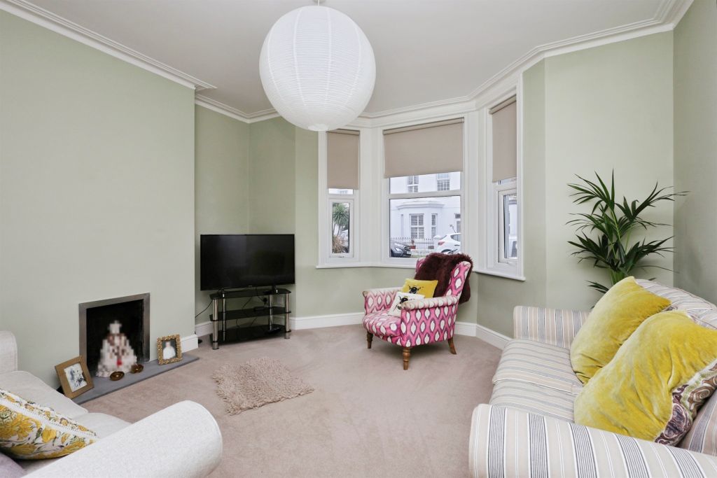 Property photo 2 of 14