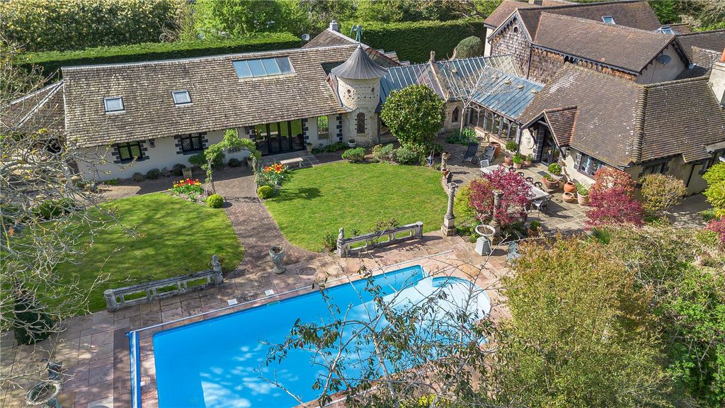 Property photo 2 of 26 Picture No. 40