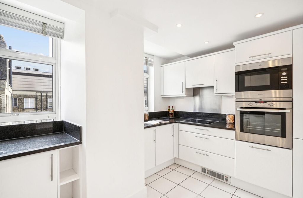 Property photo 2 of 8 Image