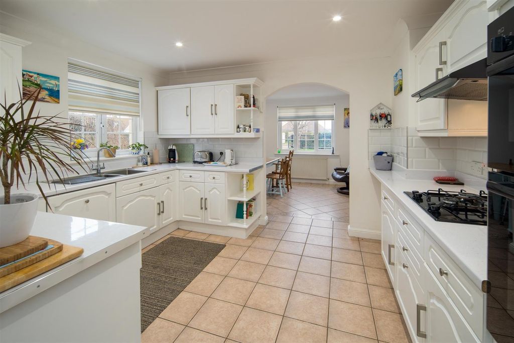 Property photo 2 of 16 2015-007-Websize.Jpeg