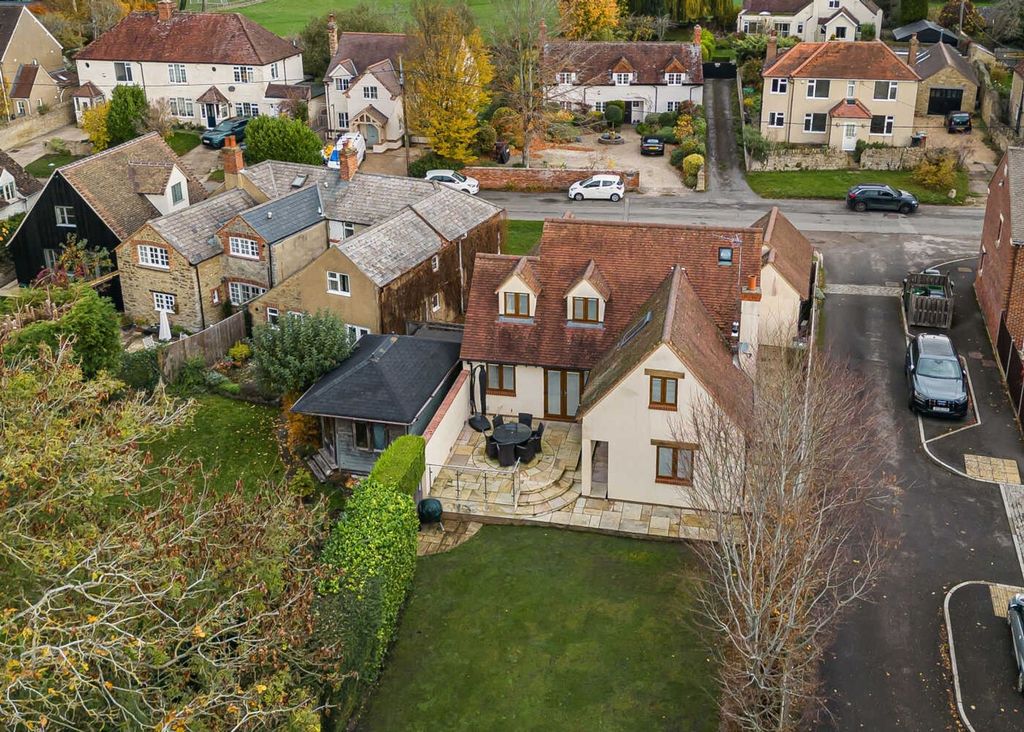 Property photo 1 of 25