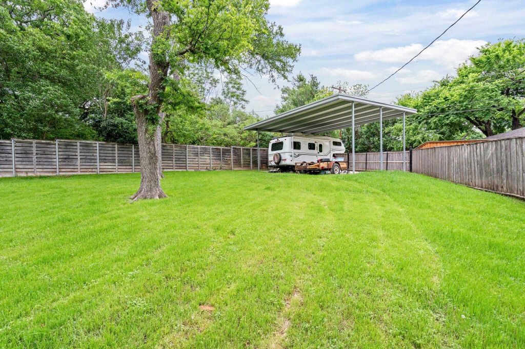 Property photo 3 of 3 <Alttext/>