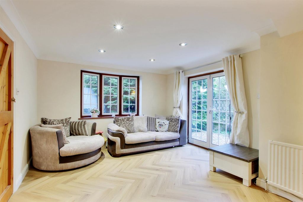 Property photo 3 of 47 58049_024.Jpg