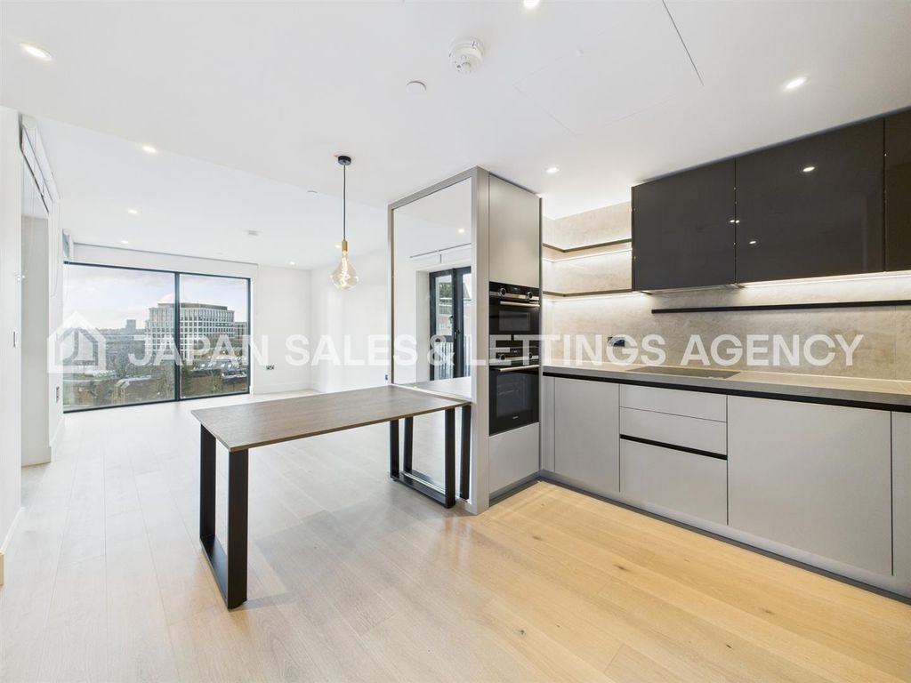 Property photo 2 of 14 Cam04401G0-Pr0105-Still005.Jpg