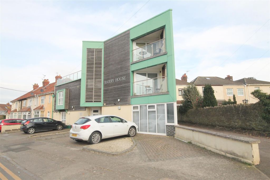 Property photo 1 of 12 Fe.Jpg
