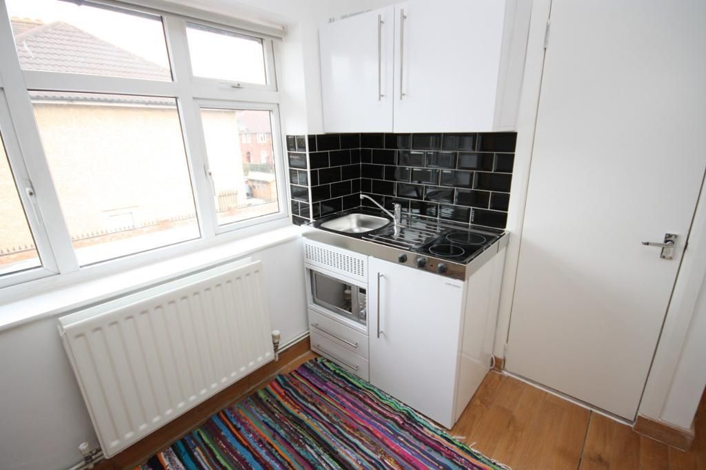 Property photo 2 of 3