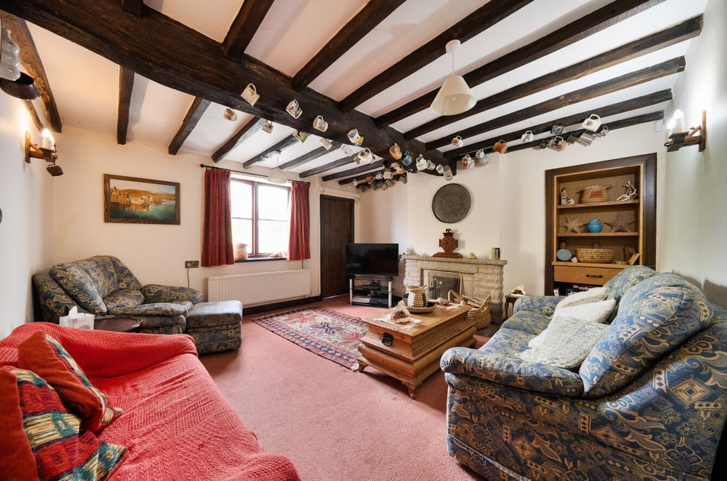 Property photo 3 of 37 -69E63F56cd455-l-1441676-7-69Dfbb8725102