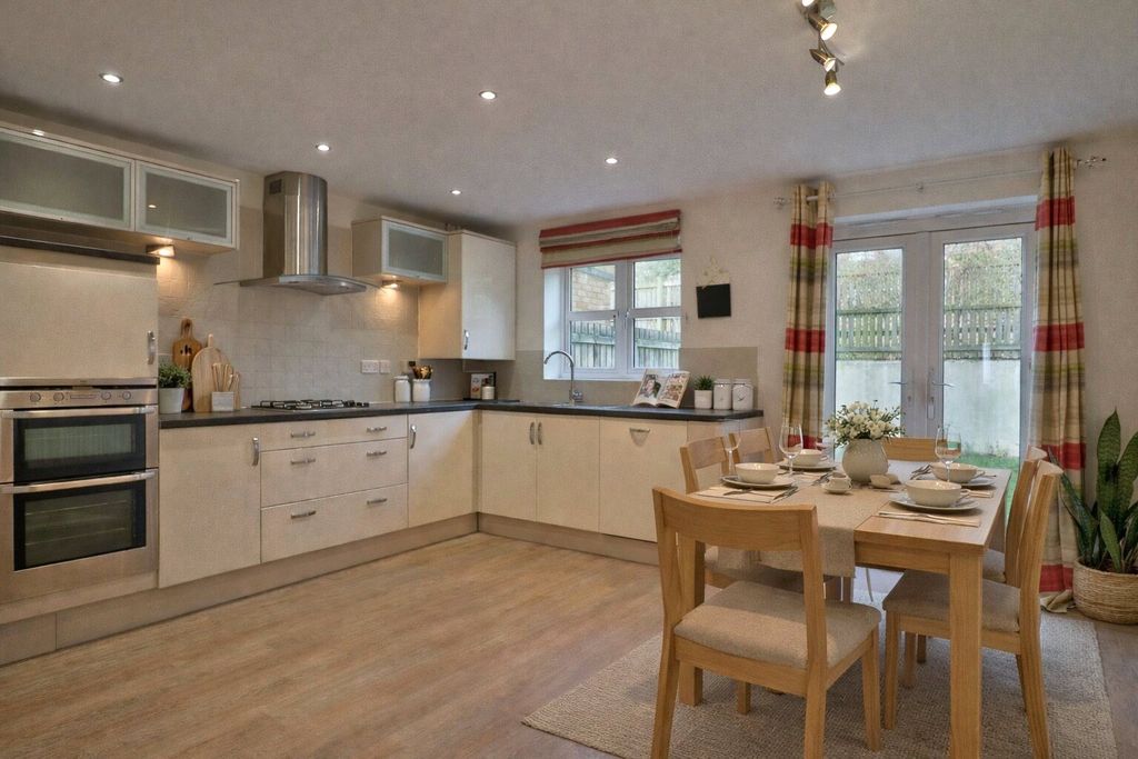 Property photo 3 of 24 Picture No. 07