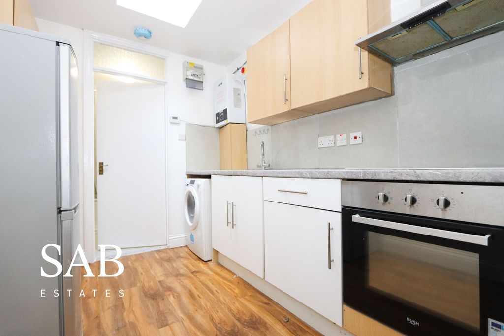 Property photo 2 of 5