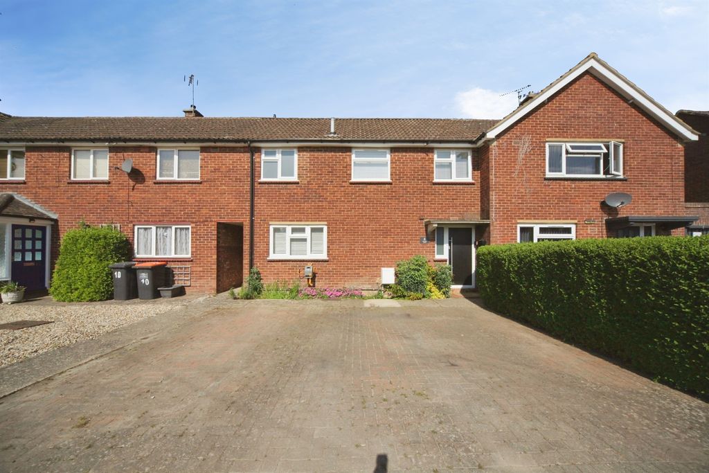 Property photo 1 of 17