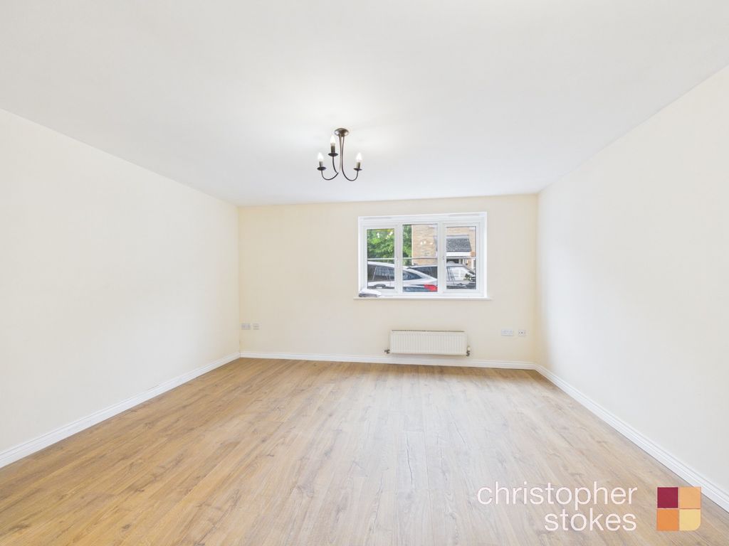 Property photo 2 of 10 5184912